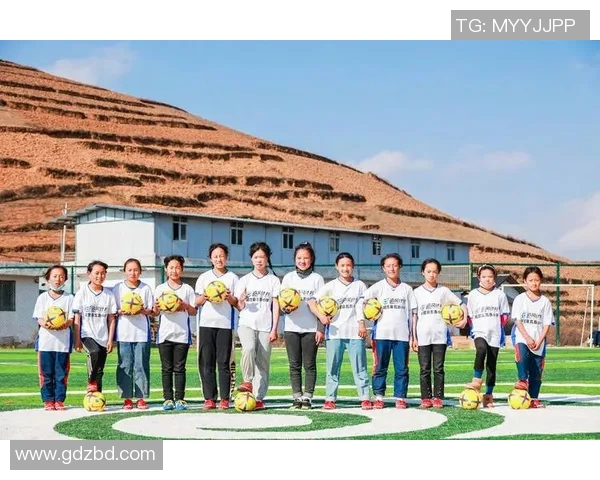 女孩们的足球梦从小白到明星的成长之路